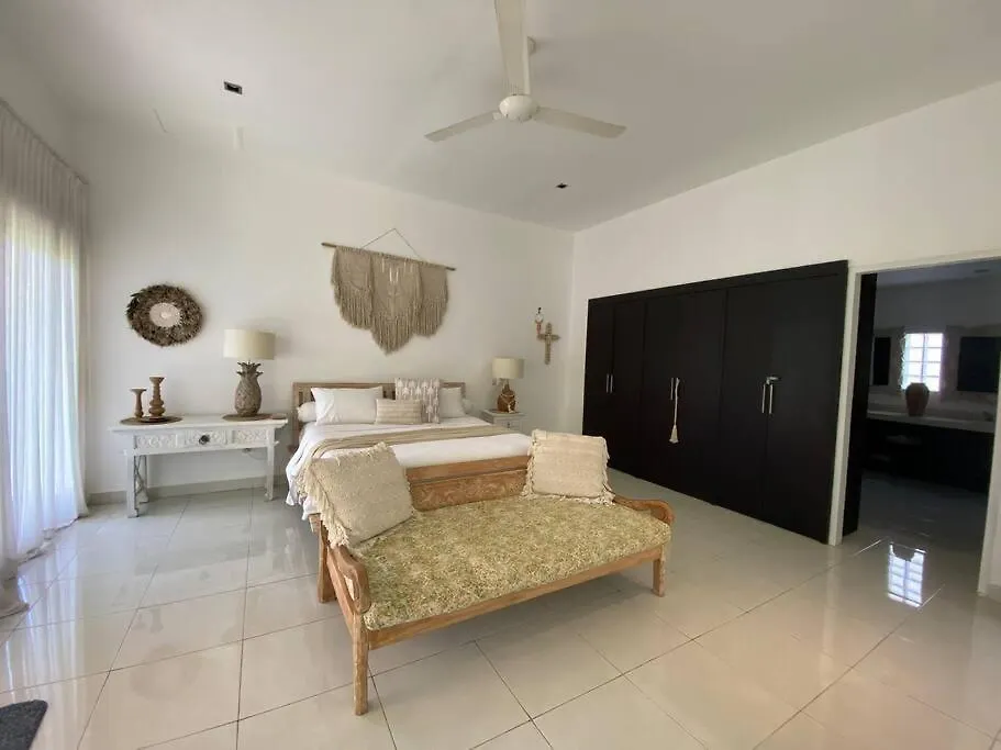 סמיניאק Villa Dharsan אינדונזיה